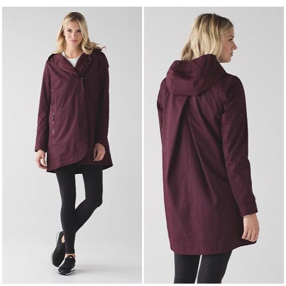 lululemon athletica Jackets & Blazers - RARE Lululemon Savasana Waterproof Rain Jacket